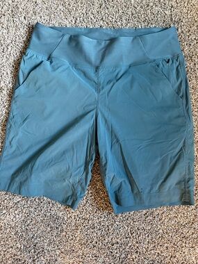 Prana Koen Flat Front Shorts - M